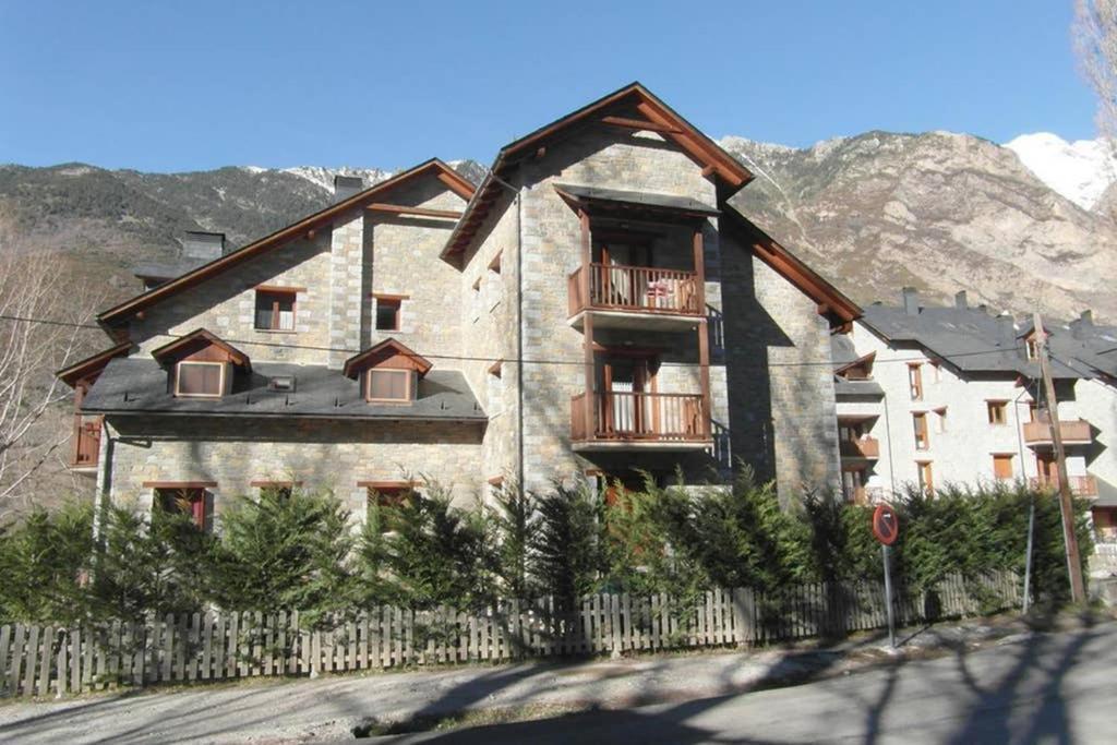 Duplex Con Vistas En Benasque Lejlighed Eksteriør billede