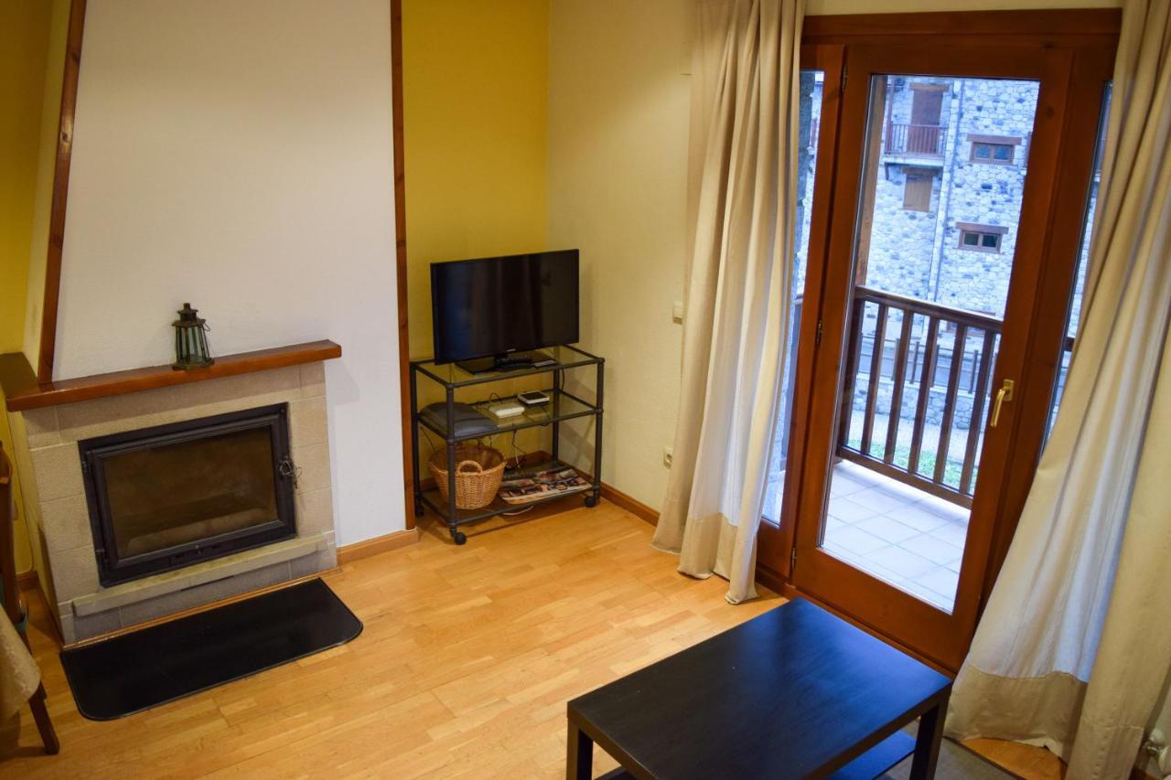 Duplex Con Vistas En Benasque Lejlighed Eksteriør billede