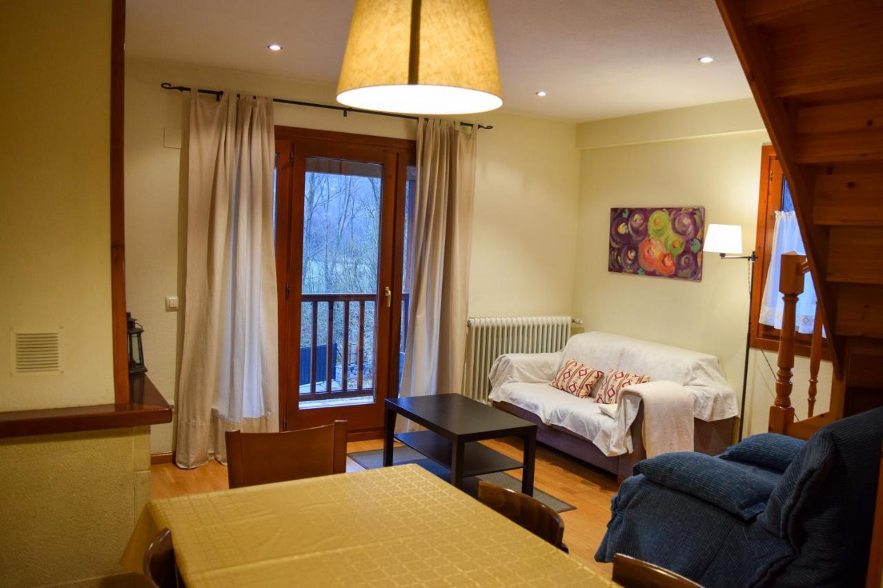 Duplex Con Vistas En Benasque Lejlighed Eksteriør billede